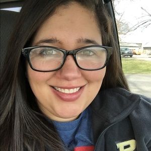 Meet your Posher, Kayla